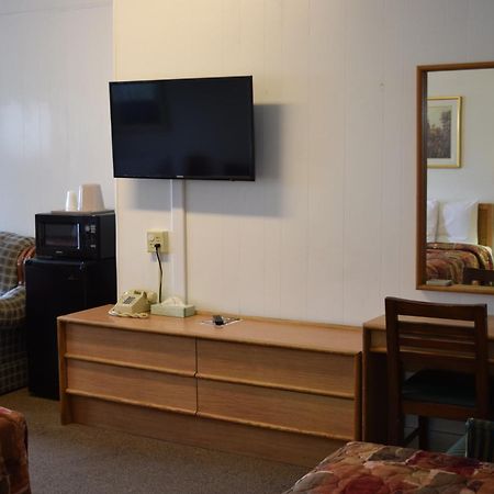 Economy Inn Taylorville Eksteriør bilde