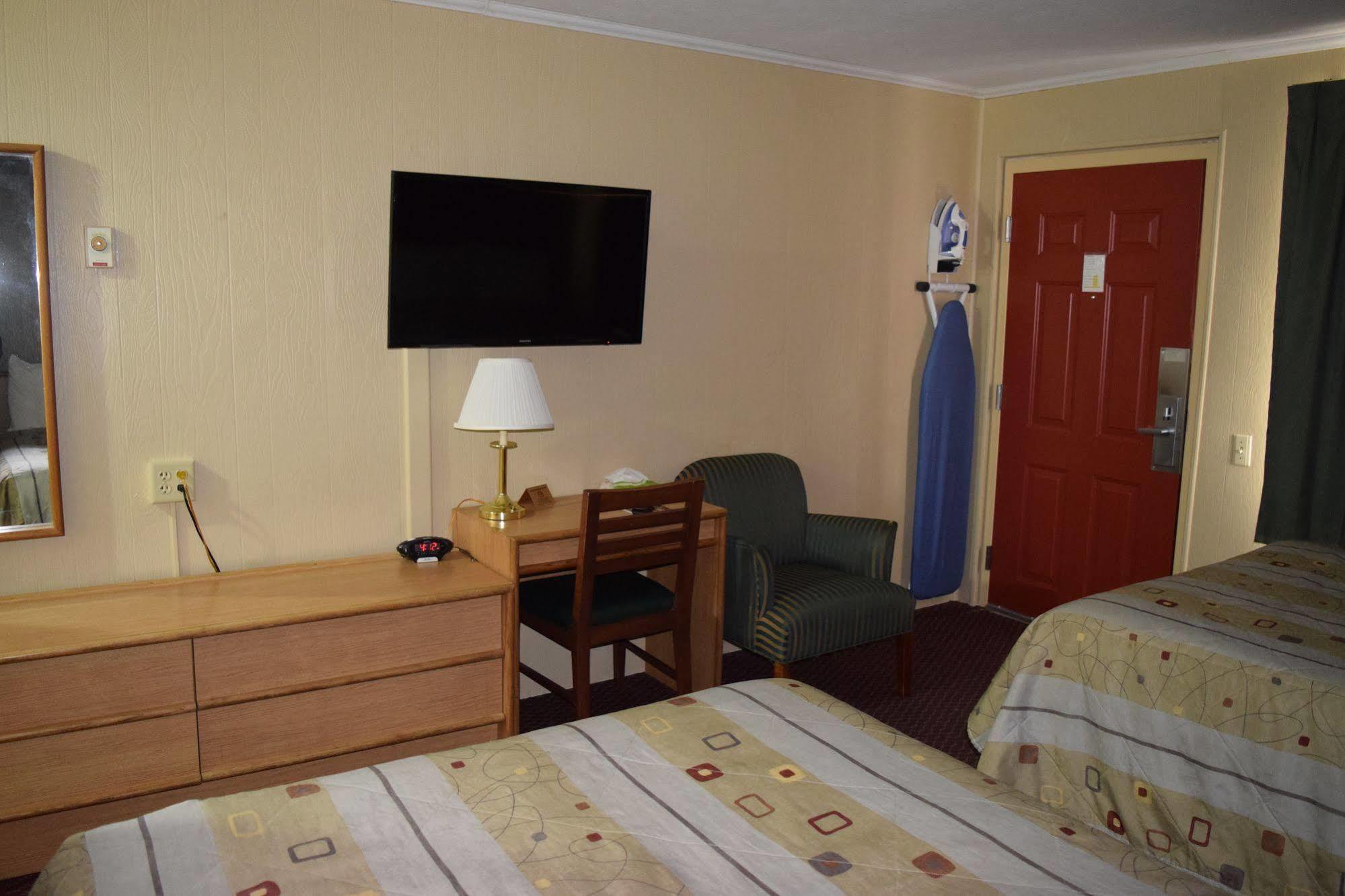 Economy Inn Taylorville Eksteriør bilde