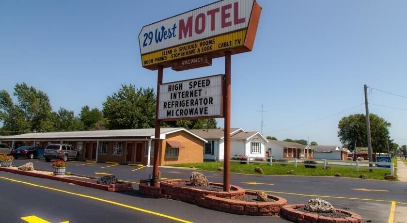 Economy Inn Taylorville Eksteriør bilde